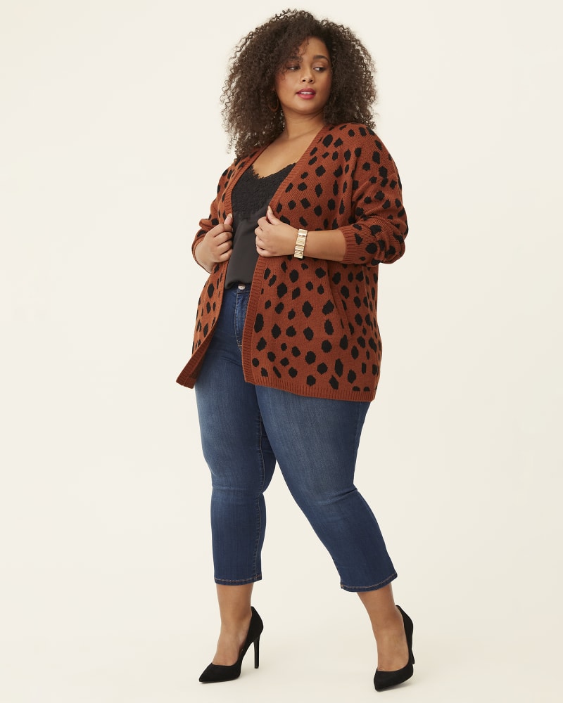 Plus size model with hourglass body shape wearing  by Meri Skye | Dia&Co | dia_product_style_image_id:182329